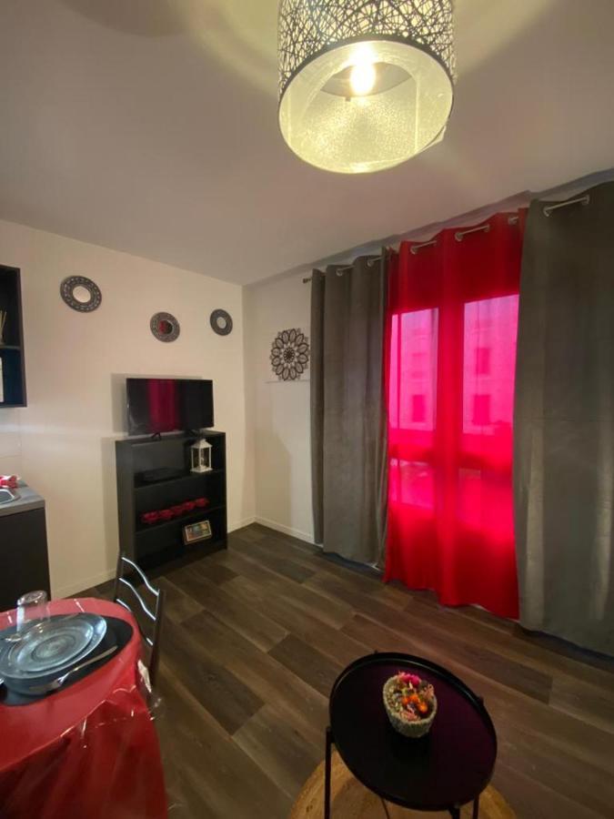 Disneyland Paris - Calm & Cute Studio 6 Mins From Rer A! Torcy  Luaran gambar